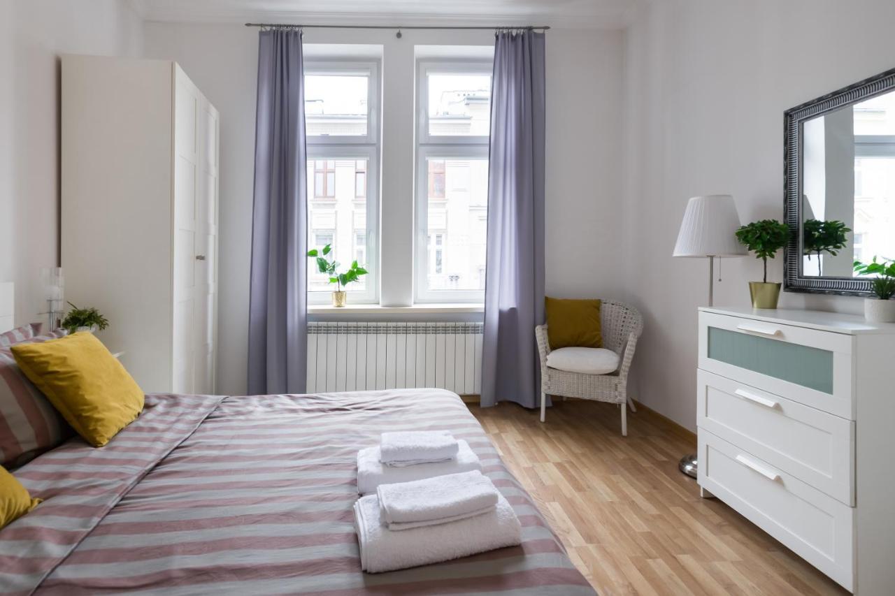 Lubicz Next To Main Station Netflix Appartement